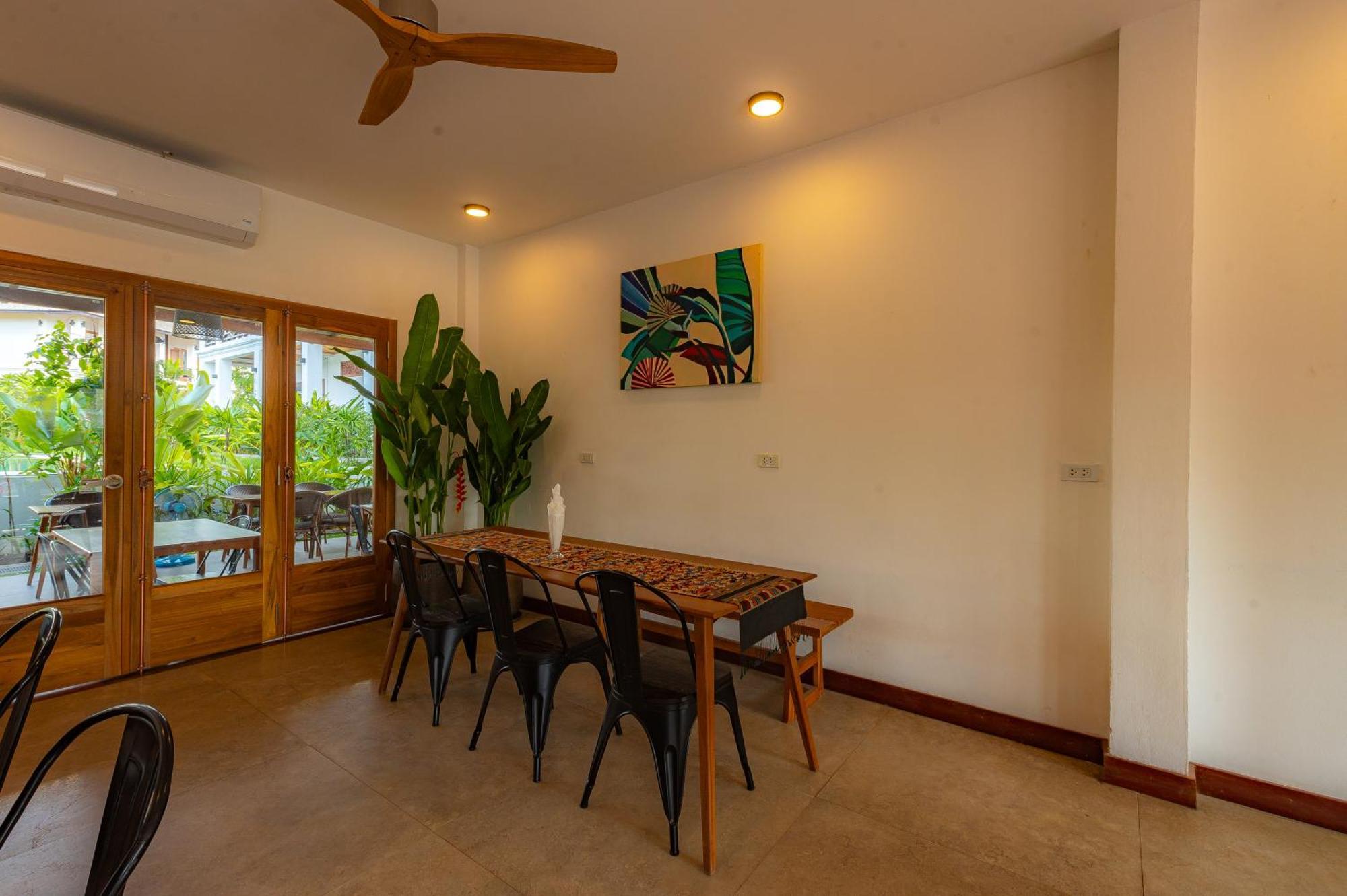 Madilao Hotel Luang Prabang Exterior photo