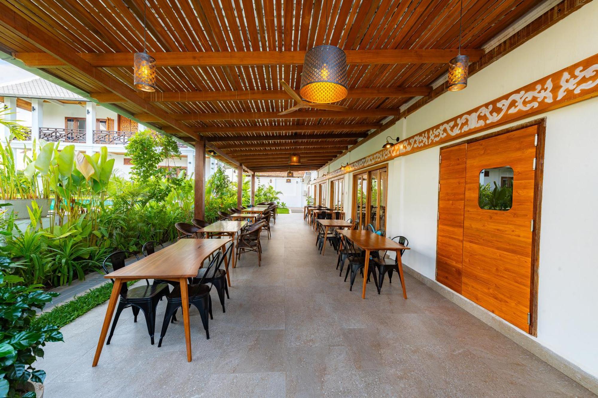 Madilao Hotel Luang Prabang Exterior photo