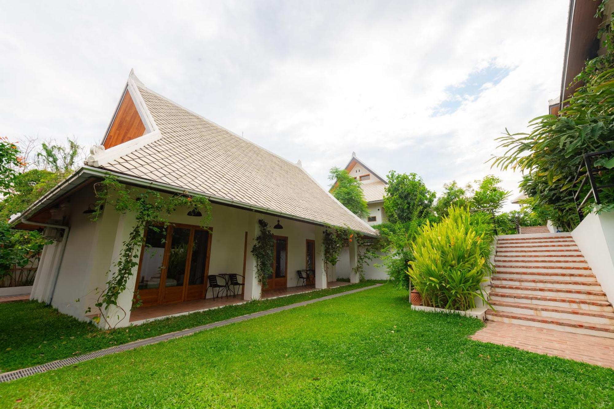 Madilao Hotel Luang Prabang Exterior photo